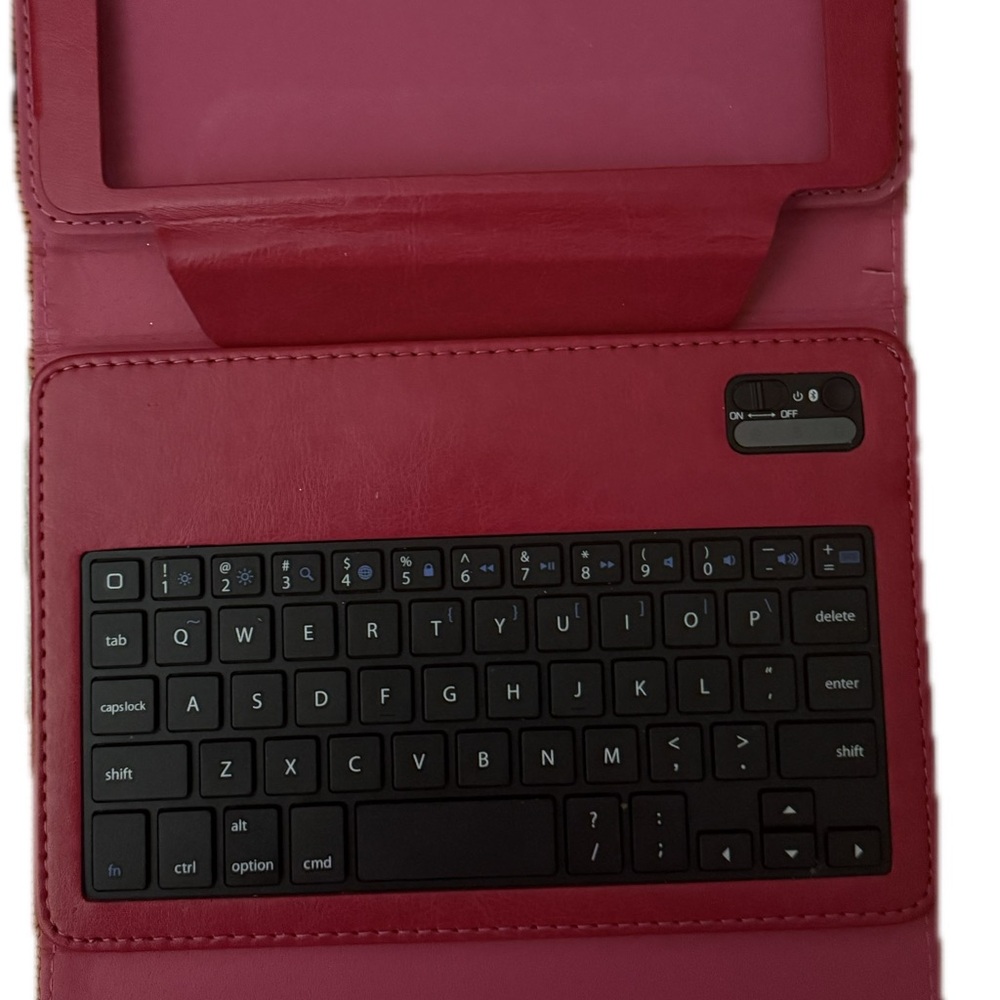 Wireless Bluetooth Tablet Keyboard with Red Case